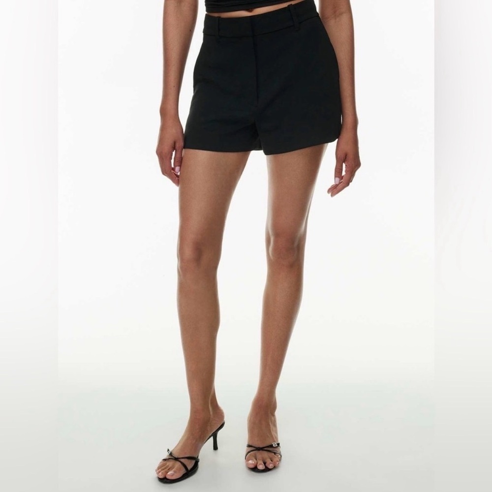 ARITZIA WILFRED black women’s dress shorts size 12 office work business casual